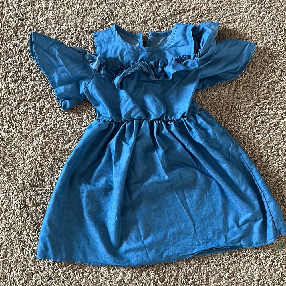 Little girl dress